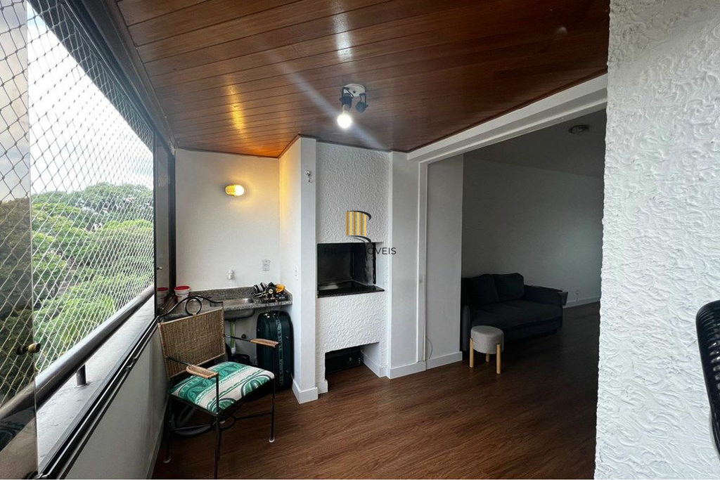 Apartamento 3 dormitórios no bairro Azenha