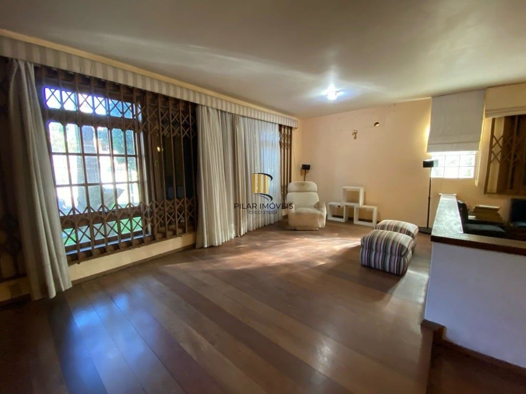 Casa 4 dormitórios no bairro Tristeza