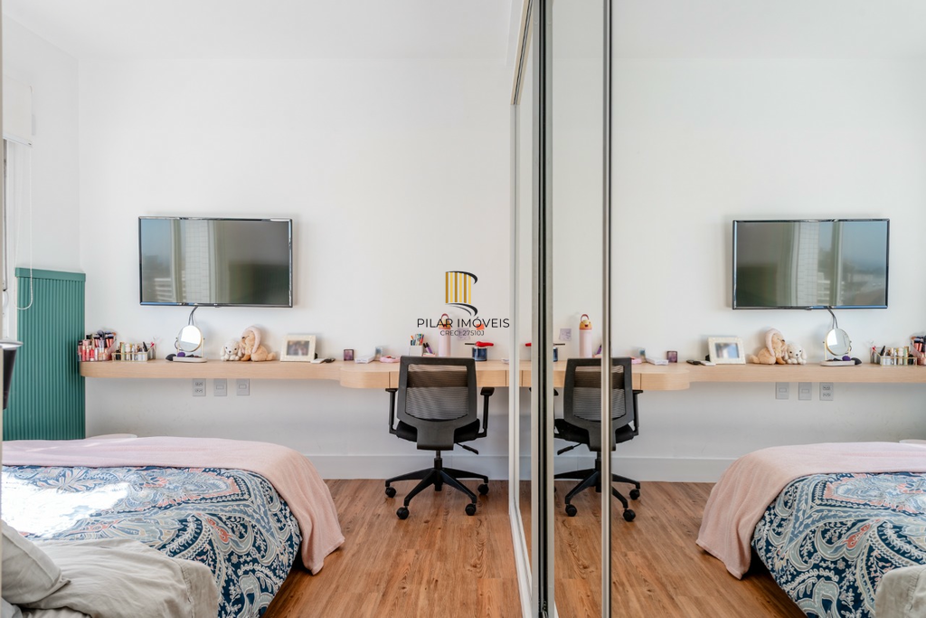 Apartamento 2 dormitórios no bairro Mont Serrat