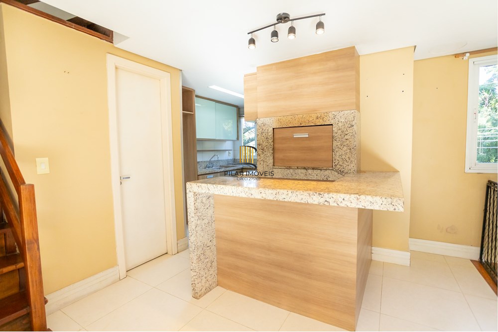 Casa de Condomínio 3 dormitórios no bairro Mário Quintana