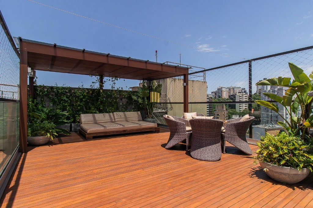 Cobertura 3 dormitórios no bairro Bela Vista