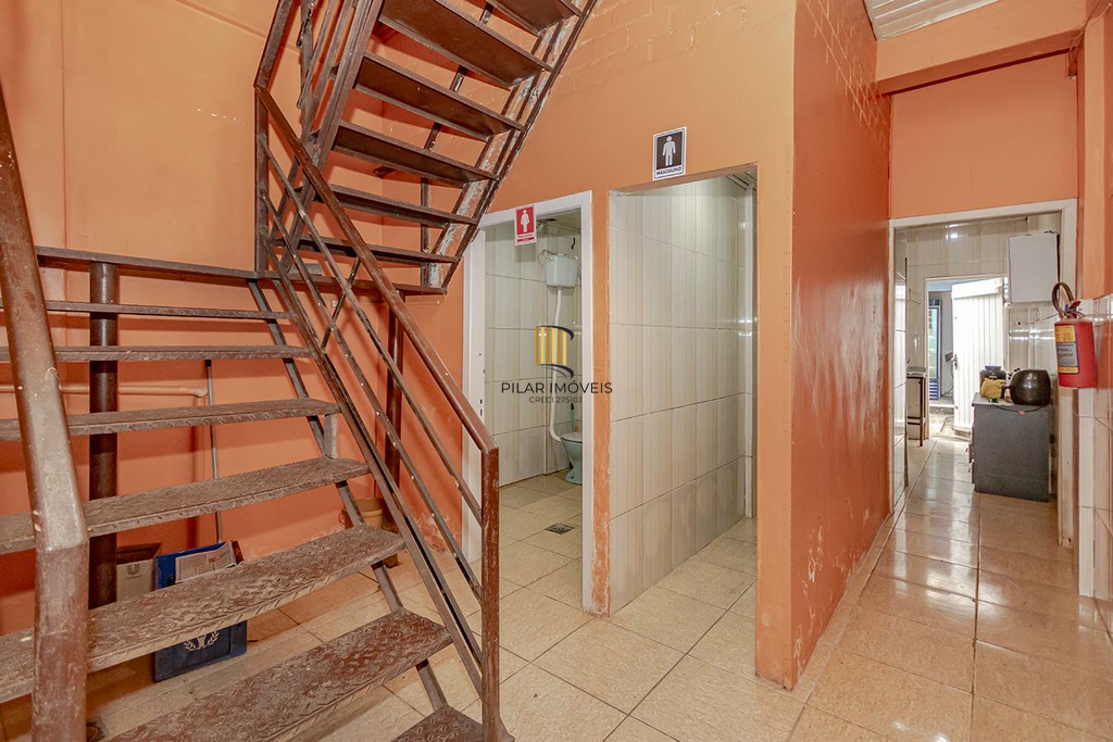 Casa 3 dormitórios no bairro Floresta