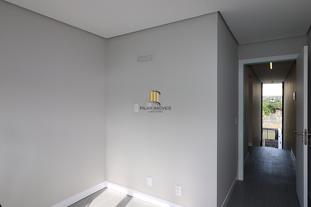 Casa de Condomínio 3 dormitórios no bairro São Sebastião