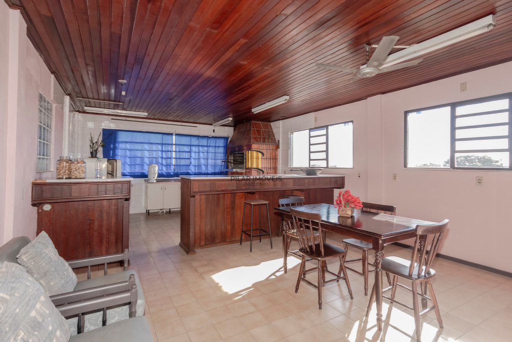 Casa 6 dormitórios no bairro São Sebastião