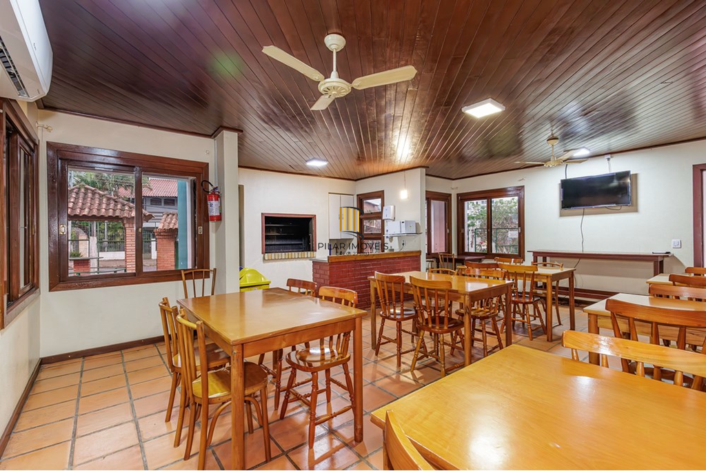 Apartamento 2 dormitórios no bairro Morro Santana