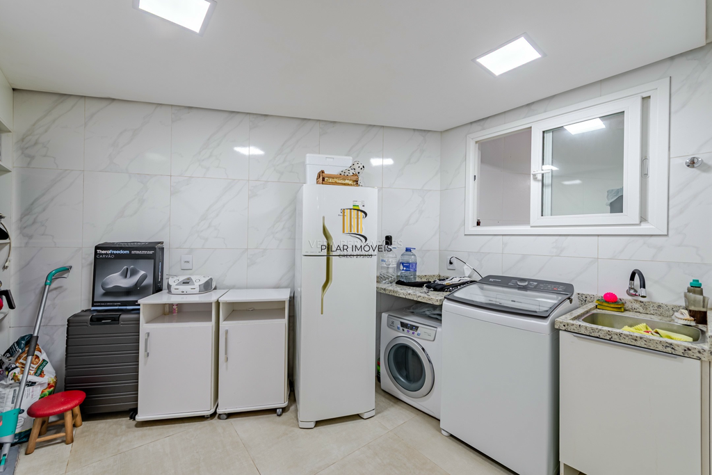 Casa 2 dormitórios no bairro Vila Assunção