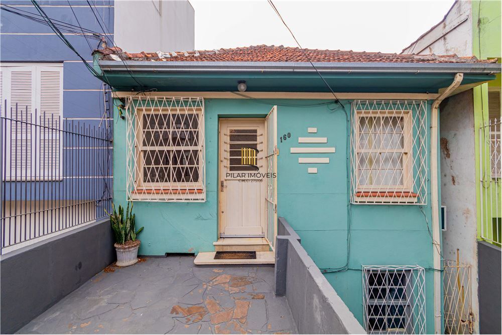 Casa 4 dormitórios no bairro Petrópolis - Pilar Imóveis