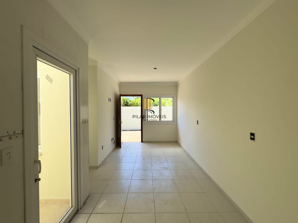 Casa de Condomínio 2 dormitórios no bairro Olaria