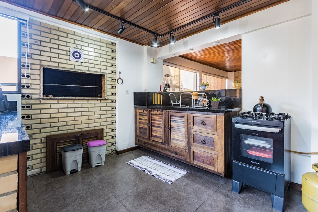 Casa de Condomínio 3 dormitórios no bairro Santa Tereza
