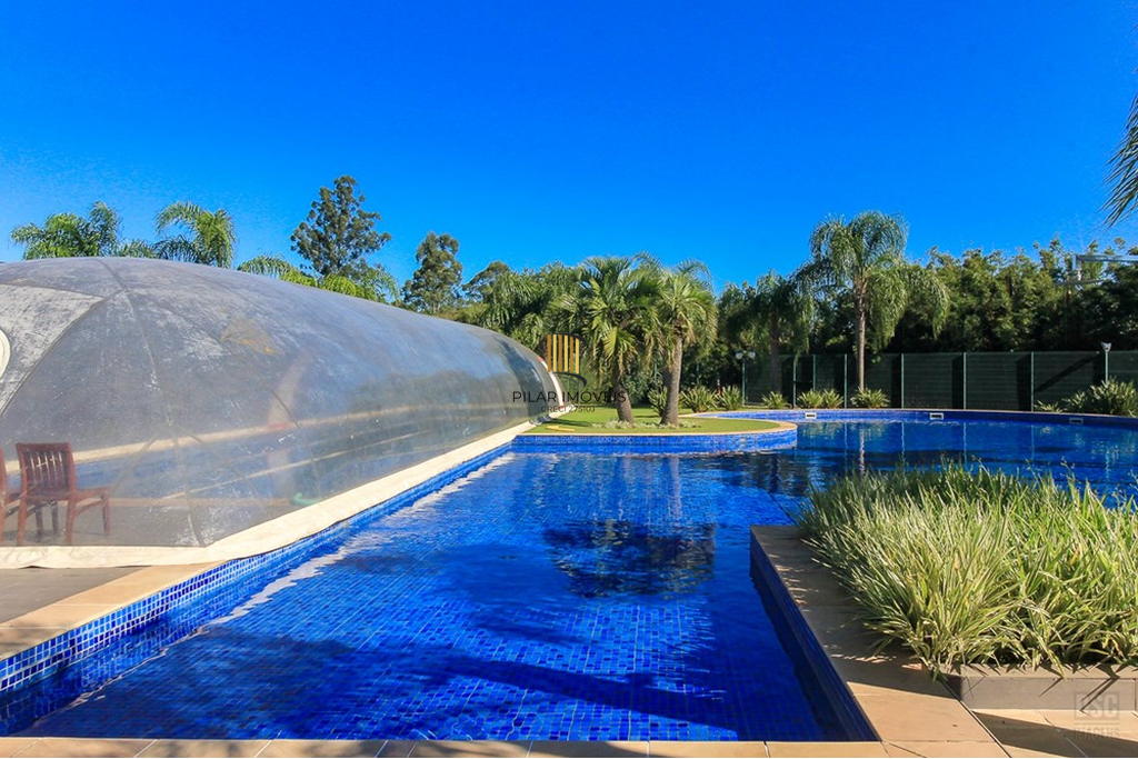 Casa de Condomínio 5 dormitórios no bairro Vila Nova