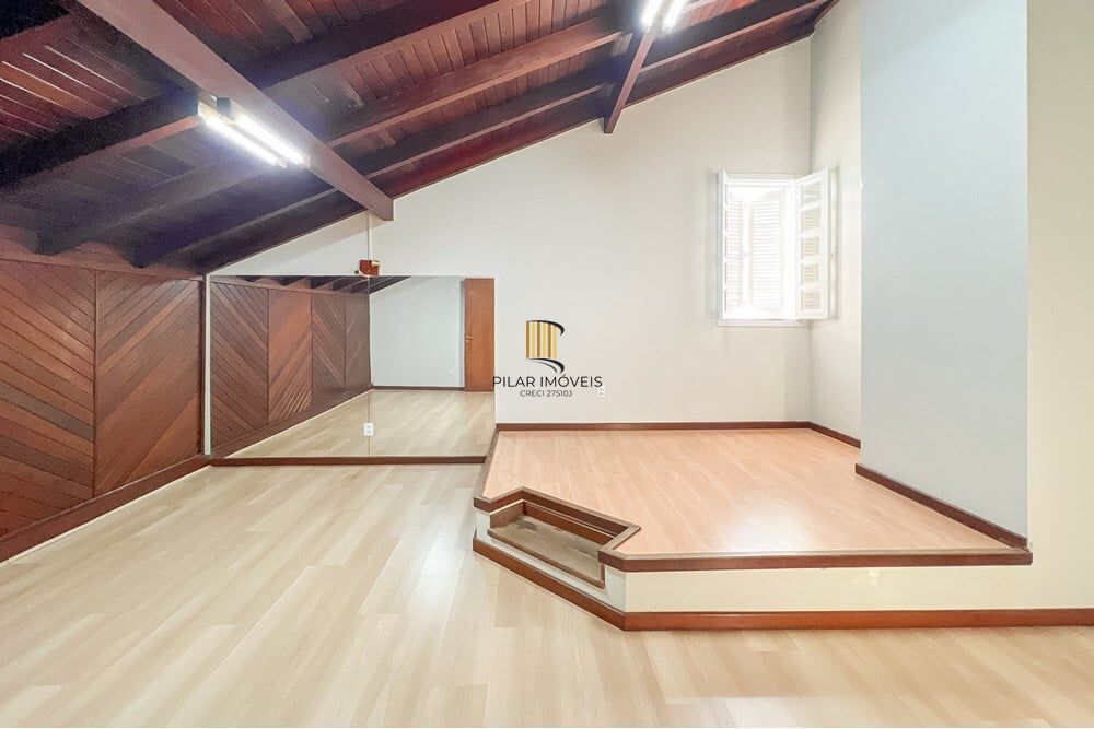 Apartamento 4 dormitórios no bairro Igara