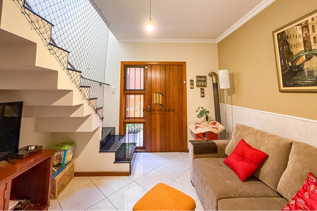 Casa 6 dormitórios no bairro Marechal Rondon