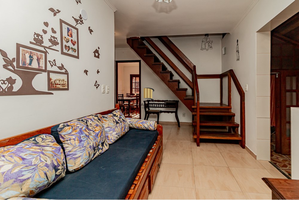 Casa de Condomínio 3 dormitórios no bairro Glória