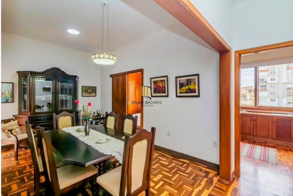 Casa 3 dormitórios no bairro Menino Deus