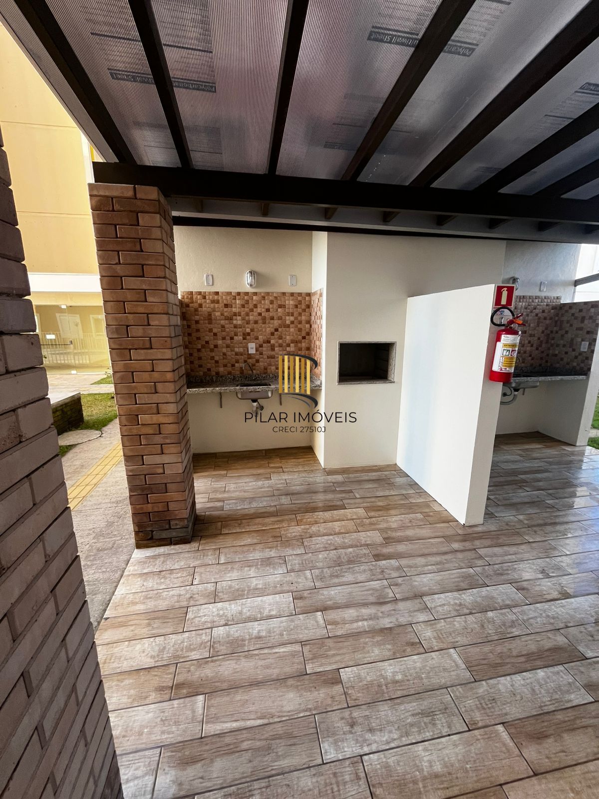 Apto 02 dorm com vaga, térreo, Pq Santa Fé, 50 m², aceita financiamento e FGTS