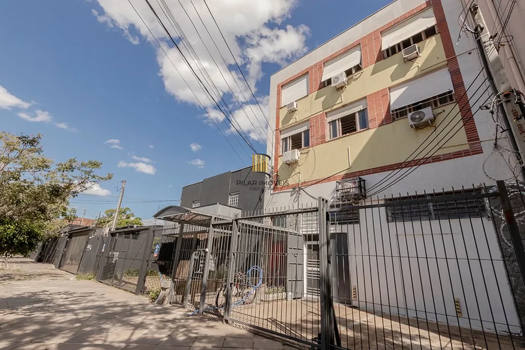 Apartamento 2 dormitórios no bairro São Geraldo