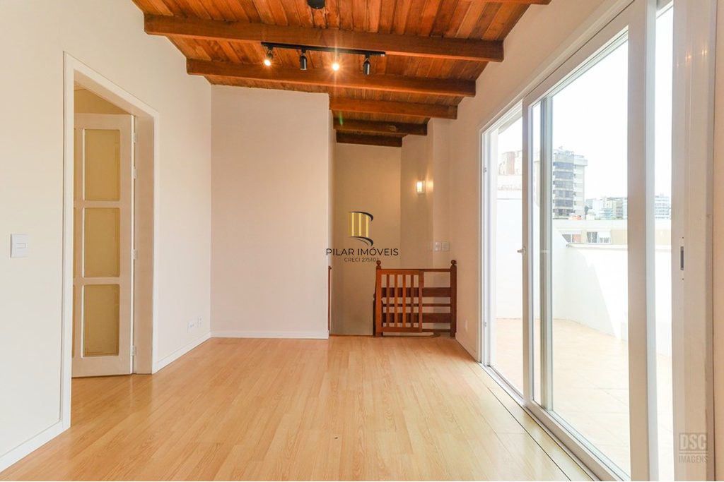 Cobertura 2 dormitórios no bairro Petrópolis