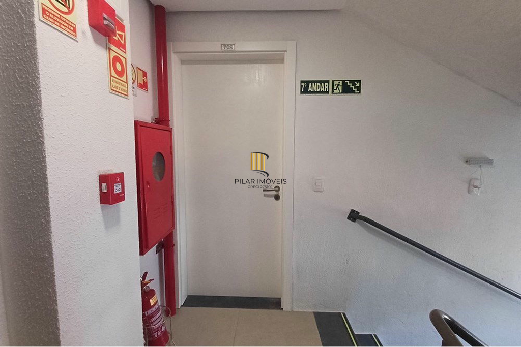 Apartamento 2 dormitórios no bairro Vila Ipiranga