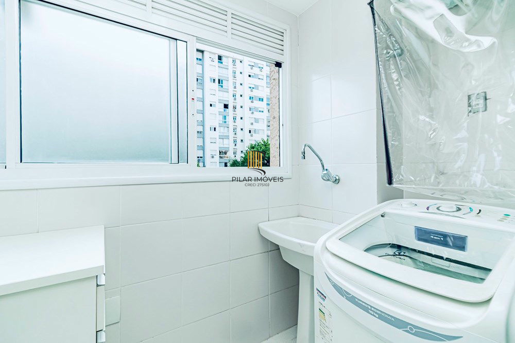 Apartamento 2 dormitórios no bairro Passo da Areia