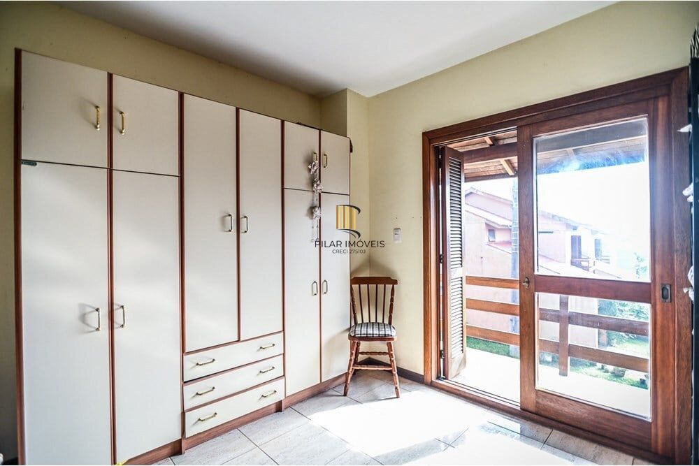 Casa de Condomínio 2 dormitórios no bairro Serraria