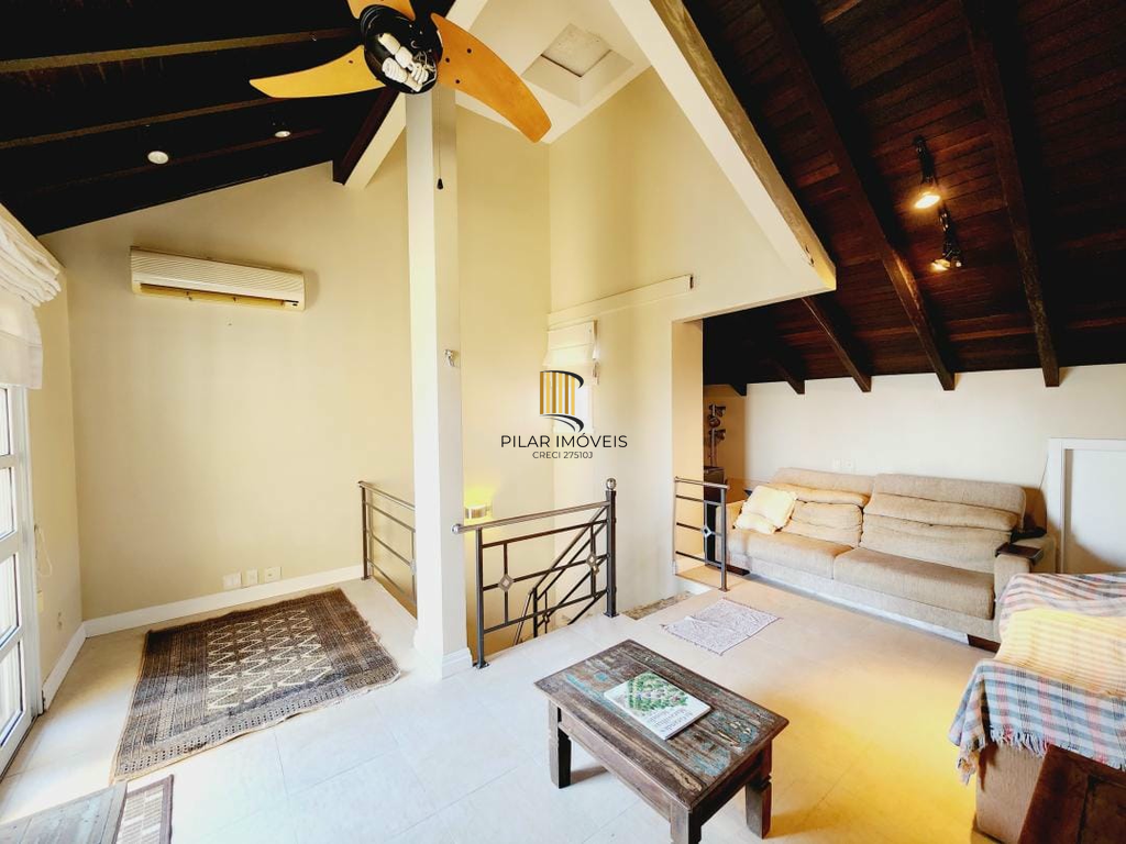 Casa 4 dormitórios no bairro Chácara das Pedras