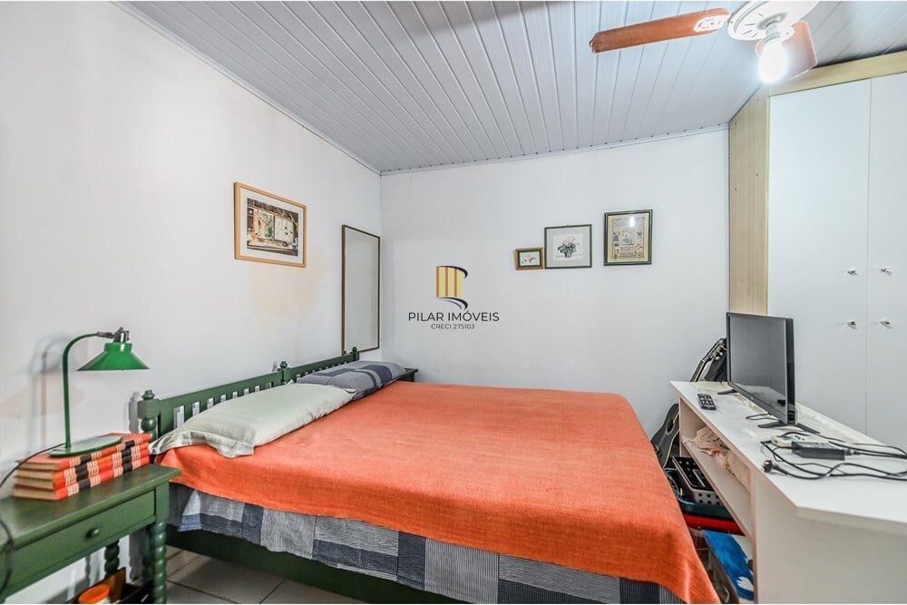 Casa de Condomínio 4 dormitórios no bairro Santa Tereza