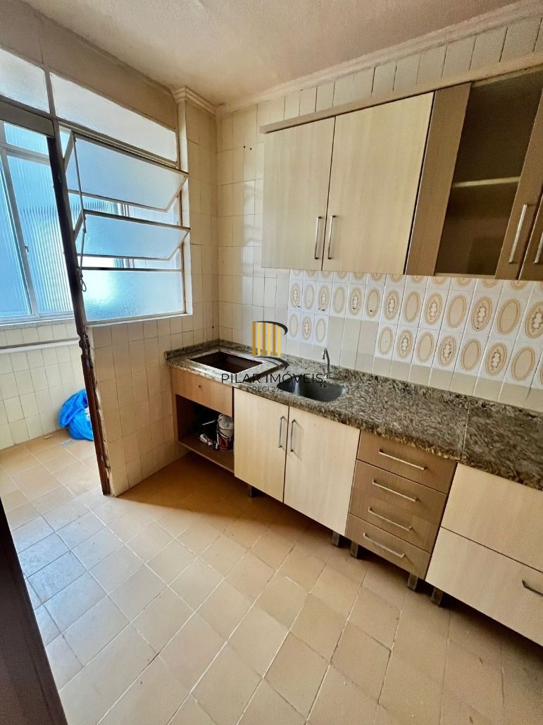 Apartamento 2 dormitórios no bairro Vila Ipiranga