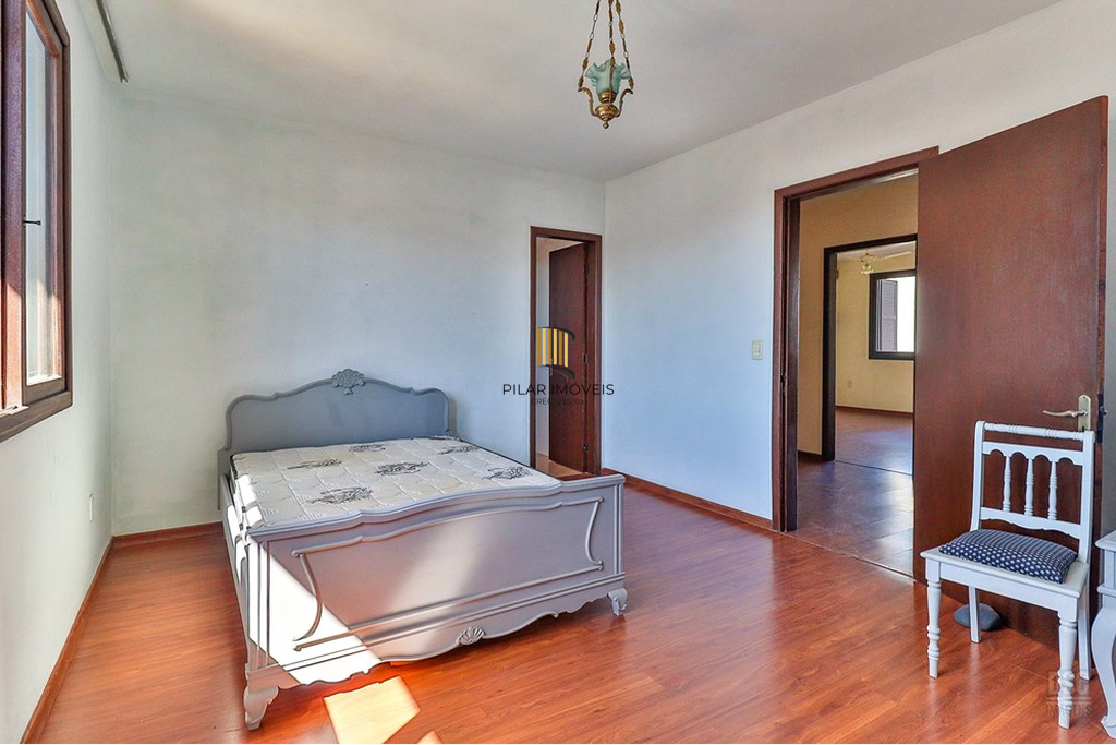 Casa 3 dormitórios no bairro Ipanema