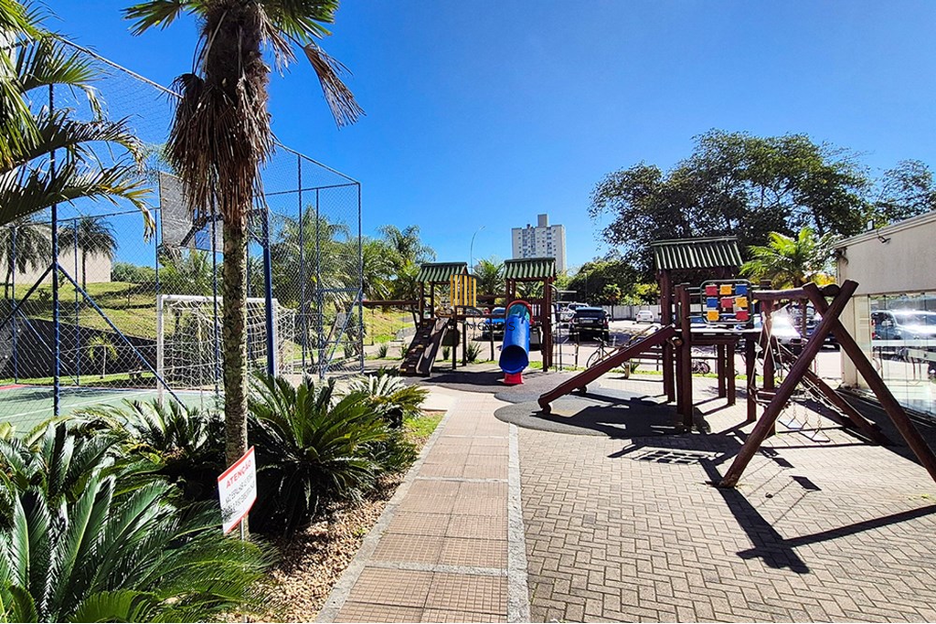 Apartamento 2 dormitórios no bairro Morro Santana