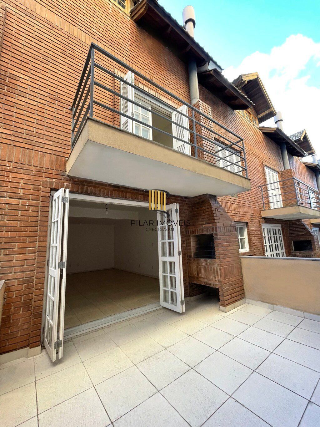 Casa de Condomínio 3 dormitórios no bairro Vila Jardim