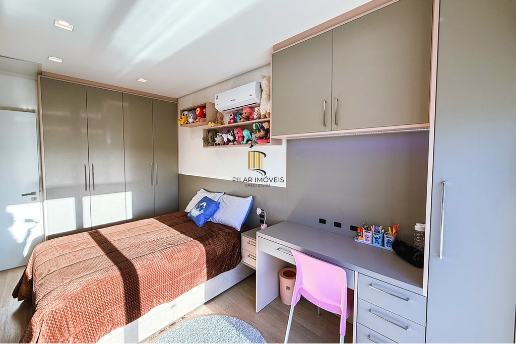 Casa de Condomínio 3 dormitórios no bairro Sanga Funda