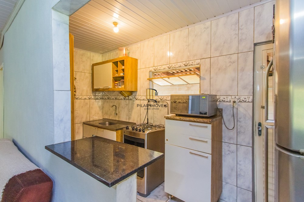 Casa 2 dormitórios no bairro Igara