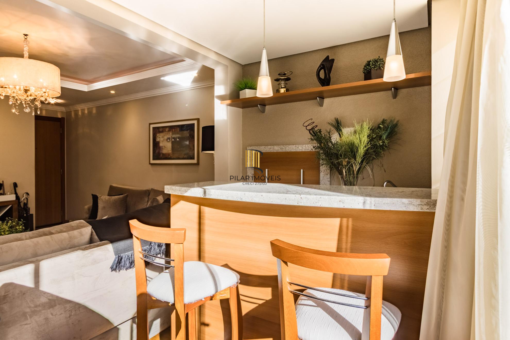 Apartamento 3 dormitórios no bairro Menino Deus