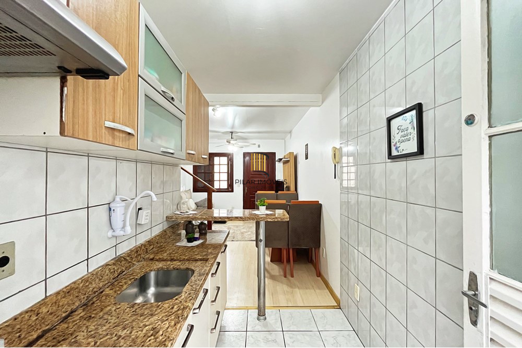 Casa de Condomínio 2 dormitórios no bairro Vila Nova