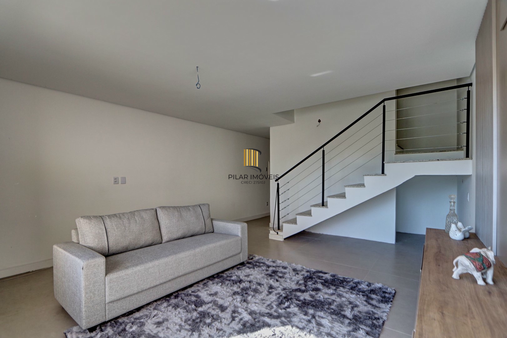 Casa 3 dormitórios no bairro Chácara das Pedras
