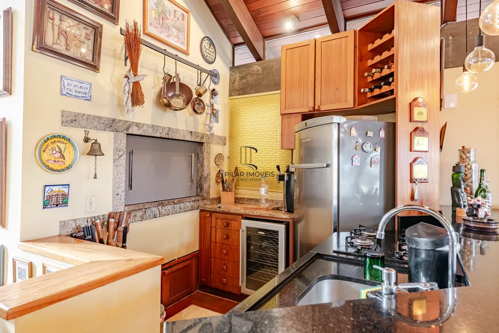 Cobertura 4 dormitórios no bairro Bela Vista