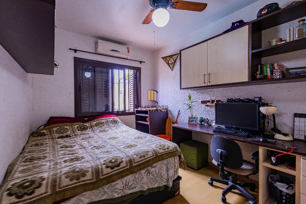 Casa 3 dormitórios no bairro Cristal