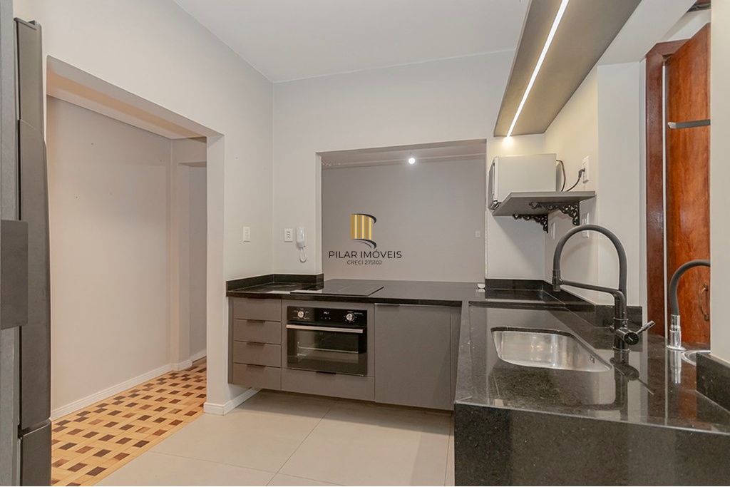Apartamento 2 dormitórios no bairro Bom Fim