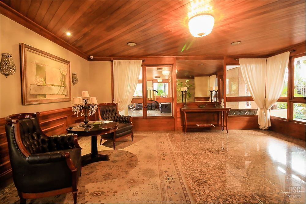 Apartamento 4 dormitórios no bairro Mont Serrat