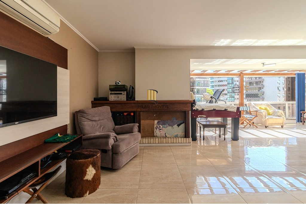 Cobertura 3 dormitórios no bairro Petrópolis