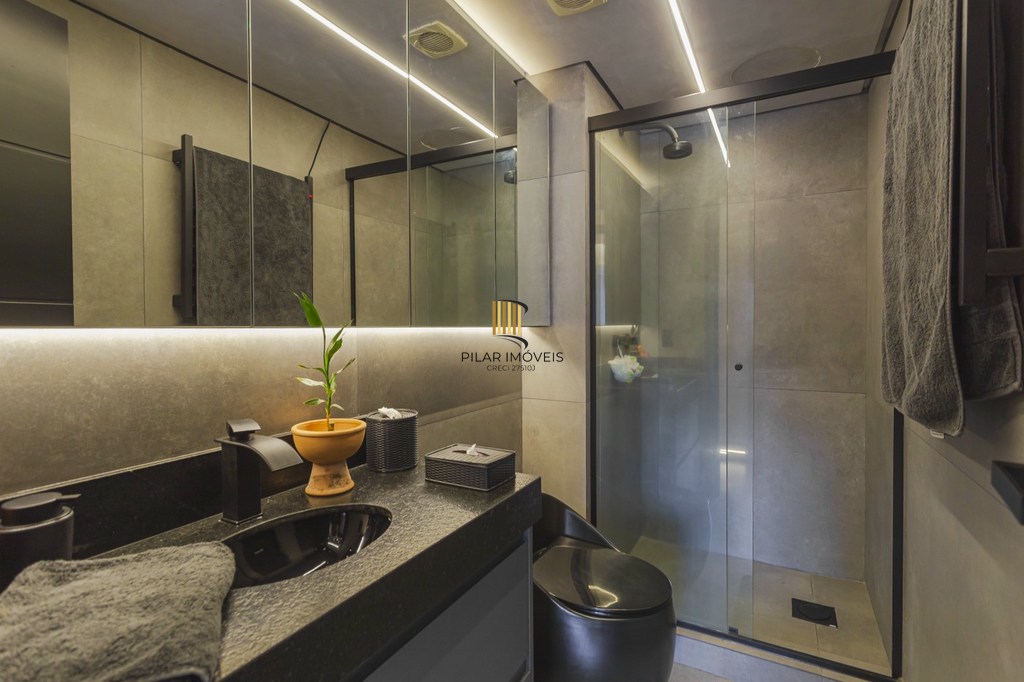 Apartamento 3 dormitórios no bairro Cidade Baixa