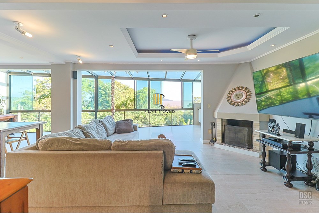 Casa de Condomínio 3 dormitórios no bairro Vila Conceição