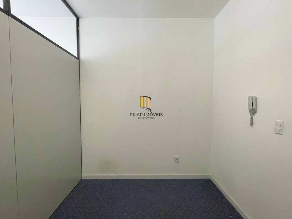 Sala Comercial no bairro Petrópolis