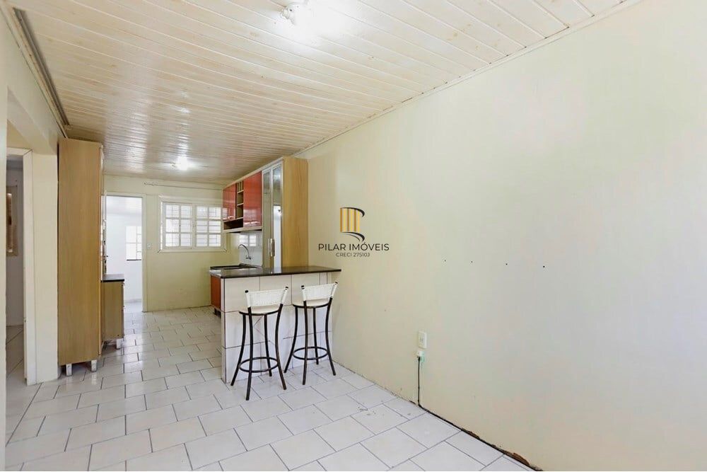 Casa 2 dormitórios no bairro Jardim Algarve