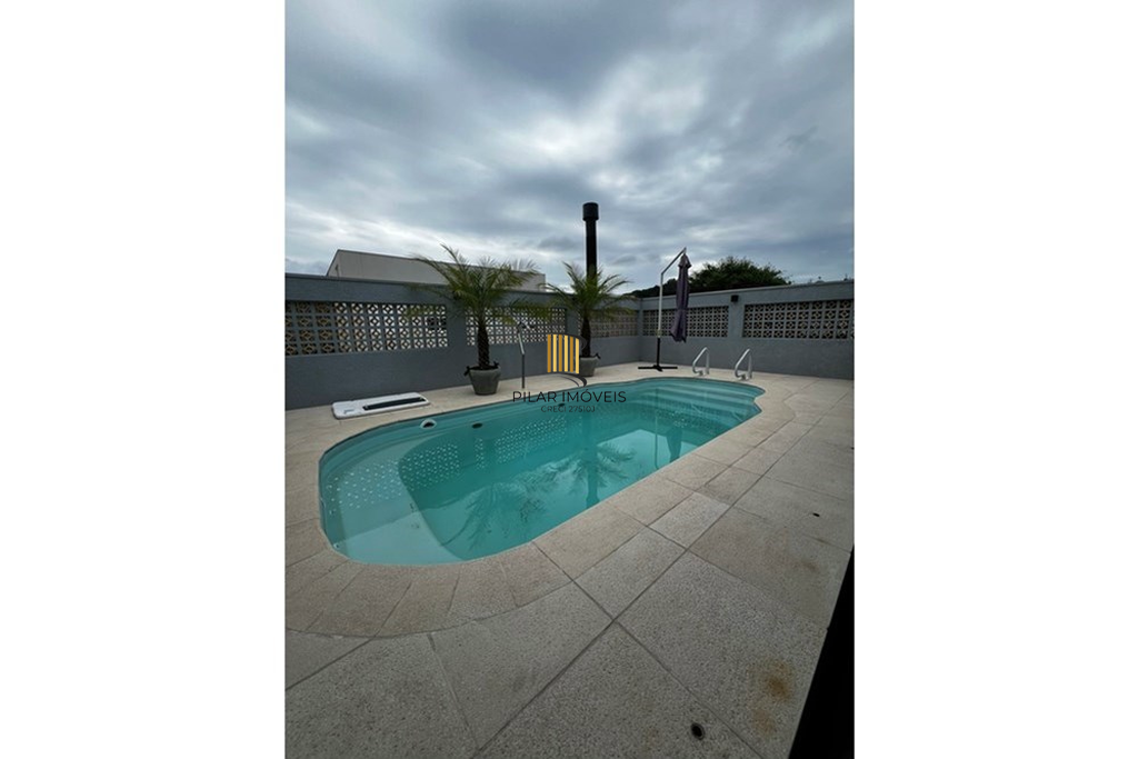 Casa 3 dormitórios no bairro Lomba do Pinheiro