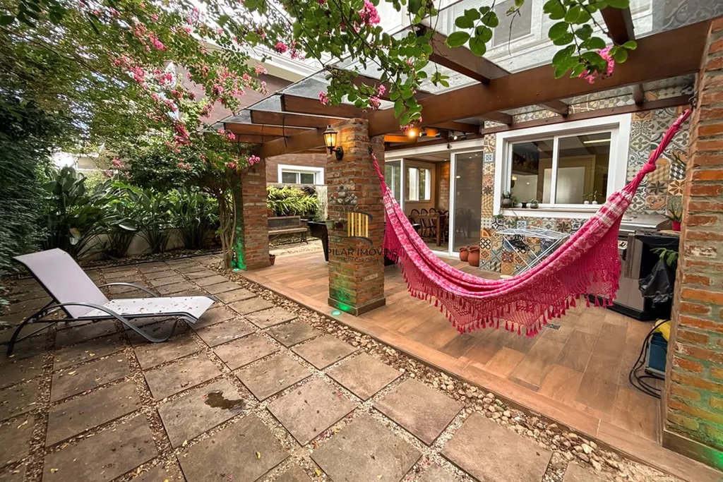 Casa 4 dormitórios no bairro Estância Velha