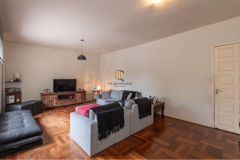 Casa 3 dormitórios no bairro Chácara das Pedras - Pilar Imóveis
