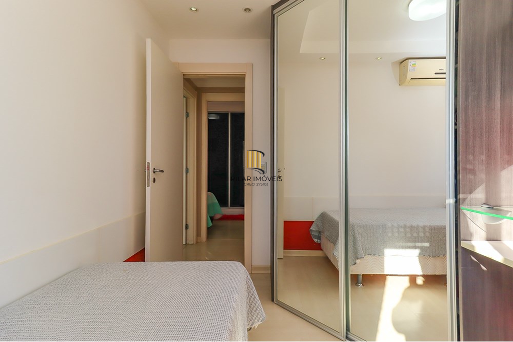 Apartamento 3 dormitórios no bairro Vila Ipiranga