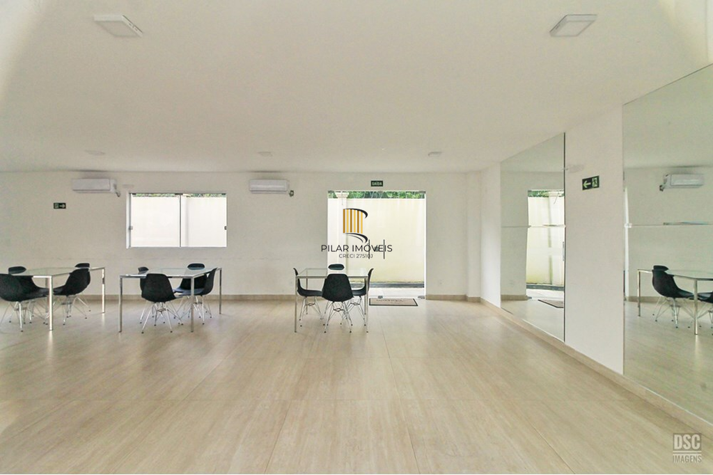 Apartamento 2 dormitórios no bairro Restinga