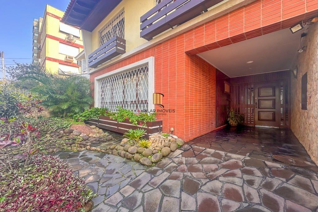 Casa 3 dormitórios no bairro Bela Vista
